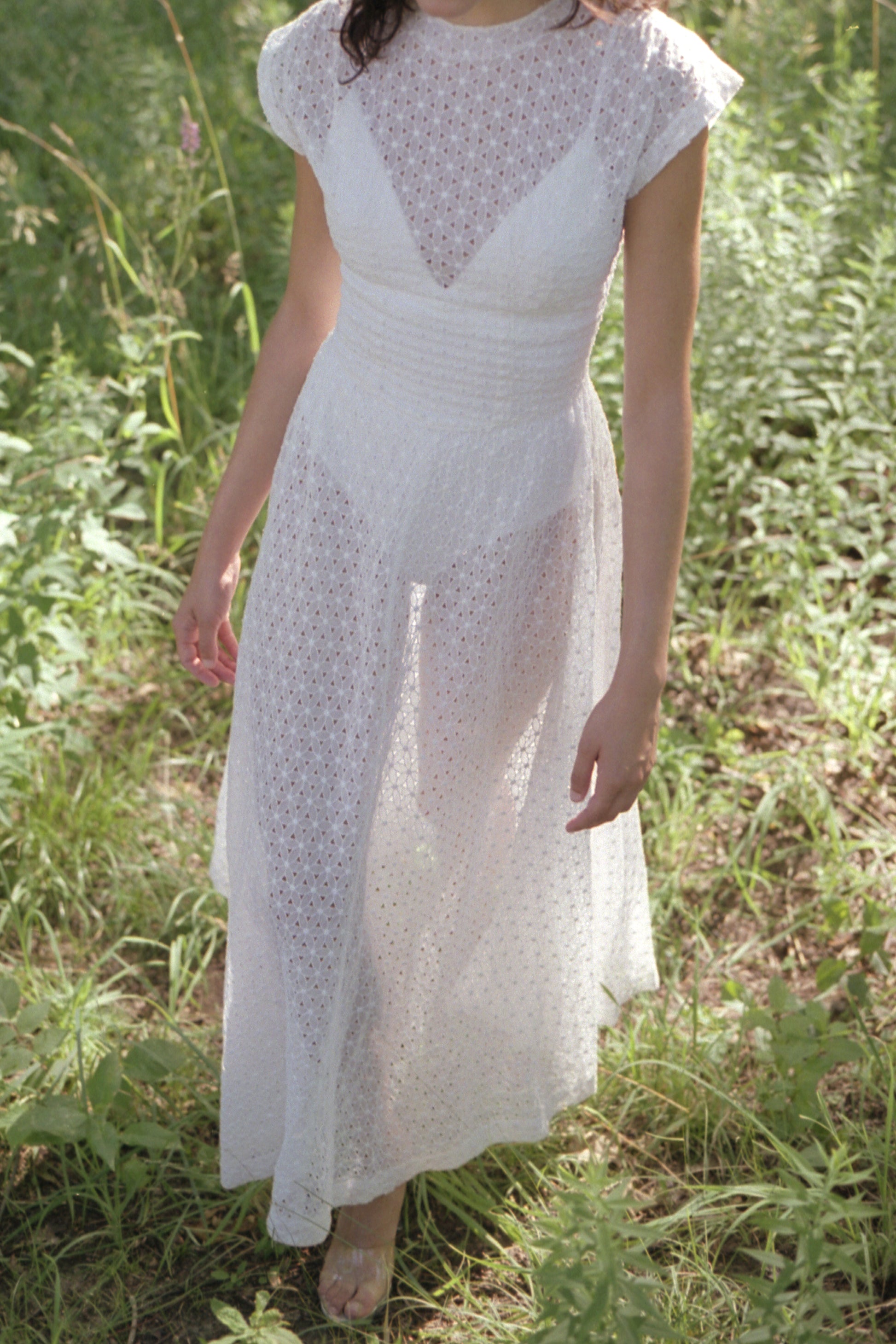 Sheer Daisy Lace White Dress – ChosenVintage